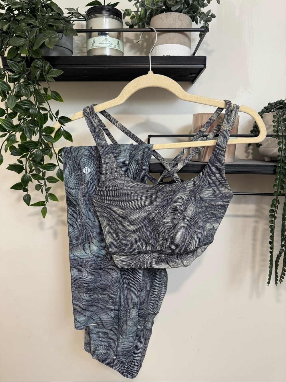 lululemon gray-blue Marble Print Strappy Sports Bra and Leggings Set